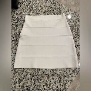 New BCBGMaxAzria Simone White Bandage Skirt